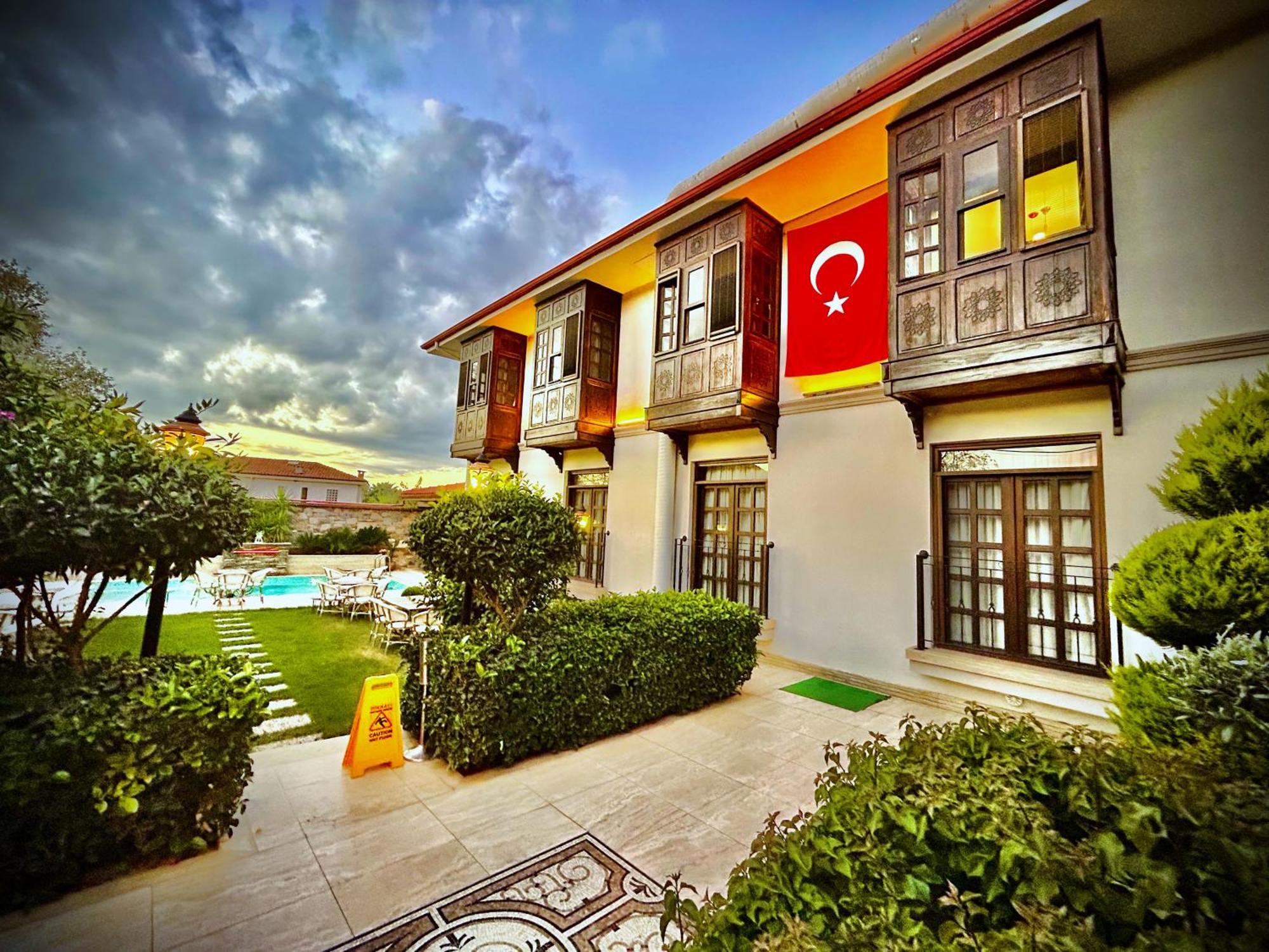Livia Garden Hotel Selcuk Exterior photo